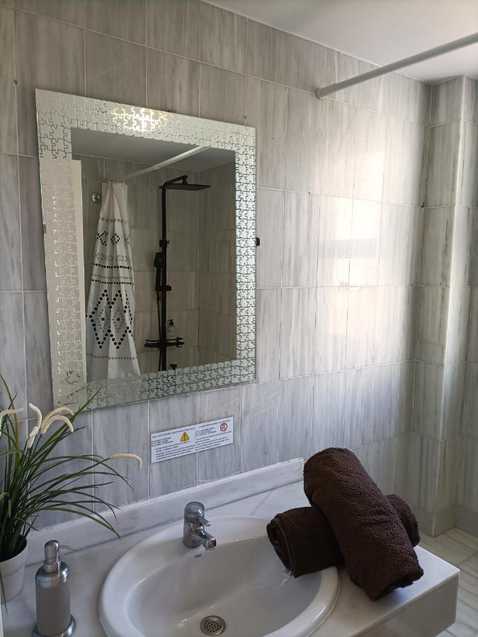 Suites Center Recinto Ferial Fuengirola Exteriör bild