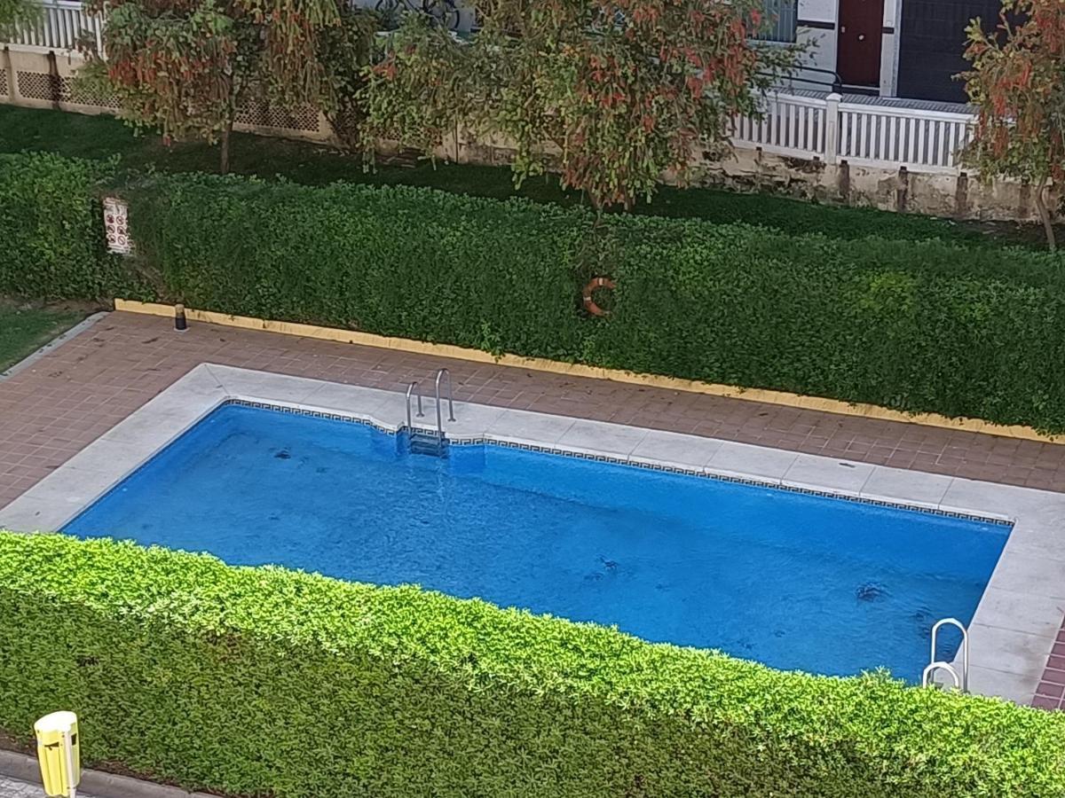 Suites Center Recinto Ferial Fuengirola Exteriör bild