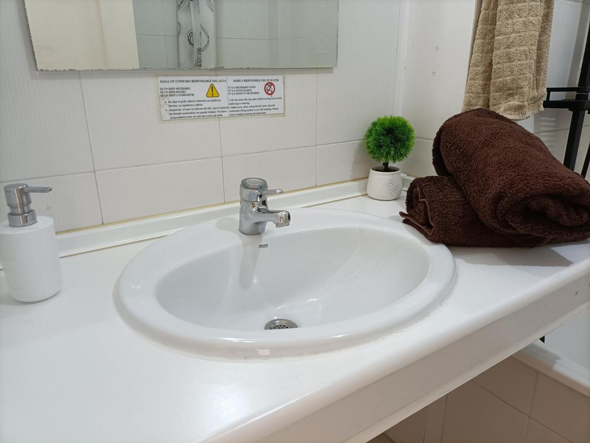 Suites Center Recinto Ferial Fuengirola Exteriör bild