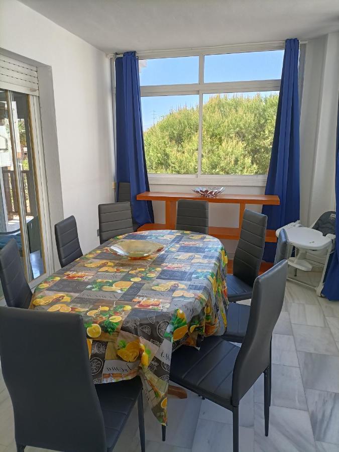 Suites Center Recinto Ferial Fuengirola Exteriör bild