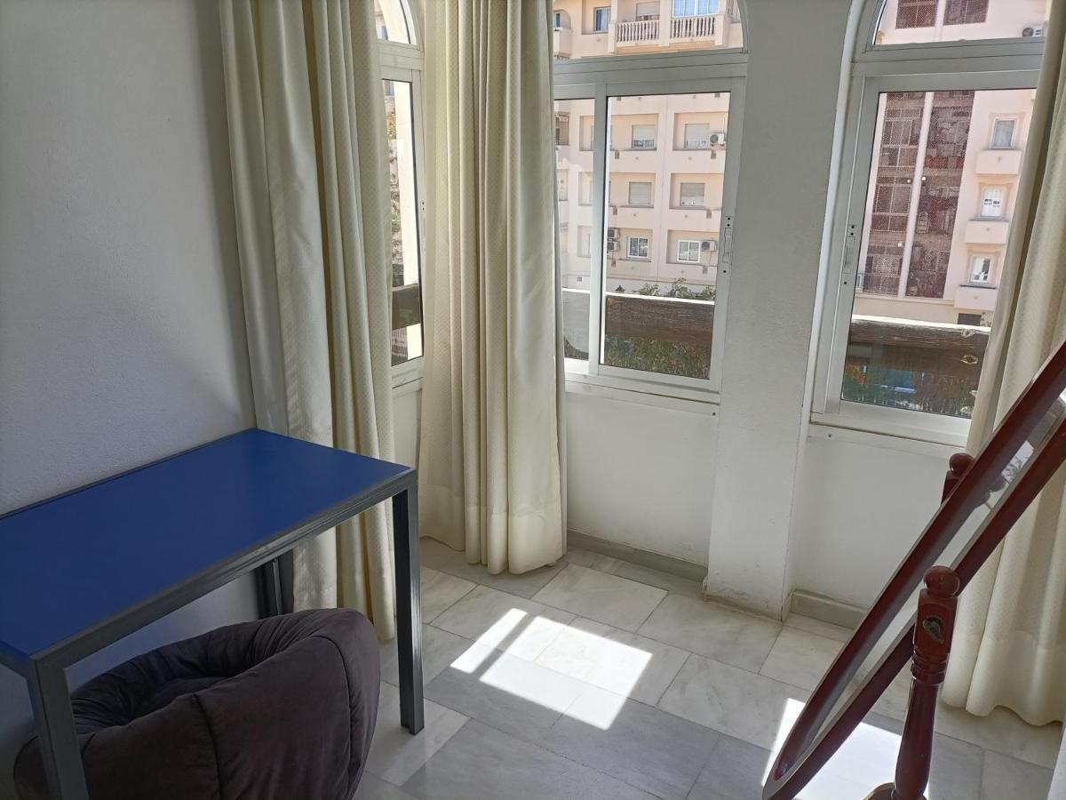 Suites Center Recinto Ferial Fuengirola Exteriör bild